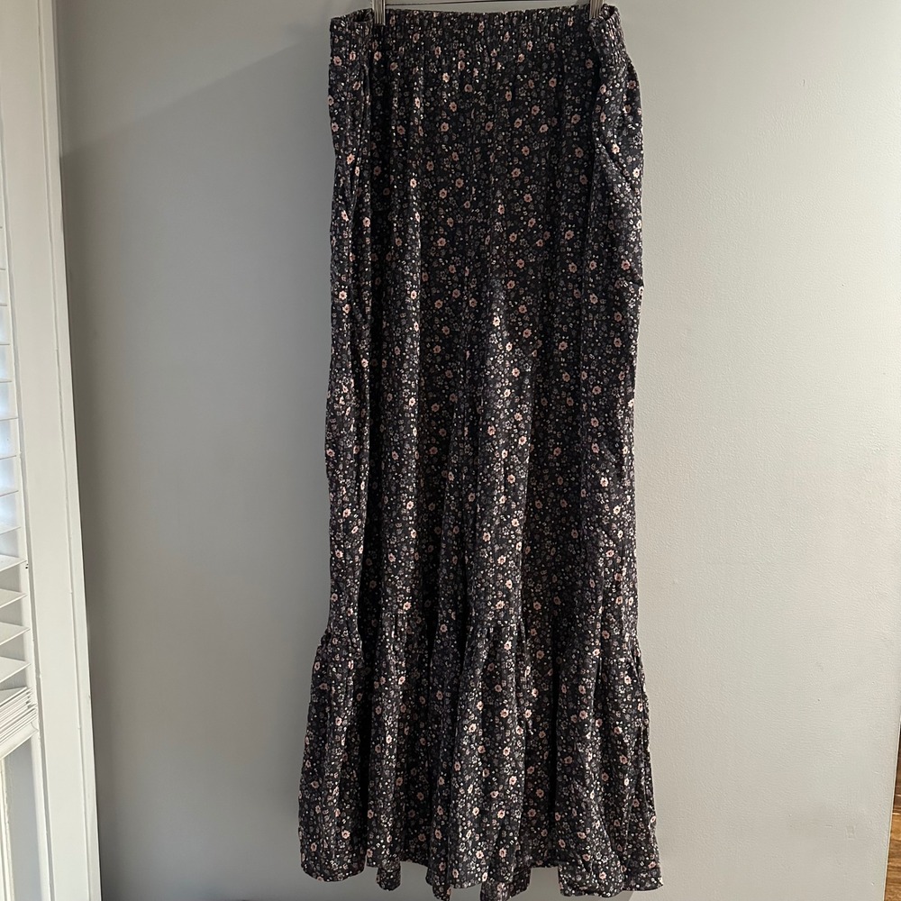 FESTI Floral Wide Leg Pants Women S Black Pink Ruffle Hem Boho Excellent